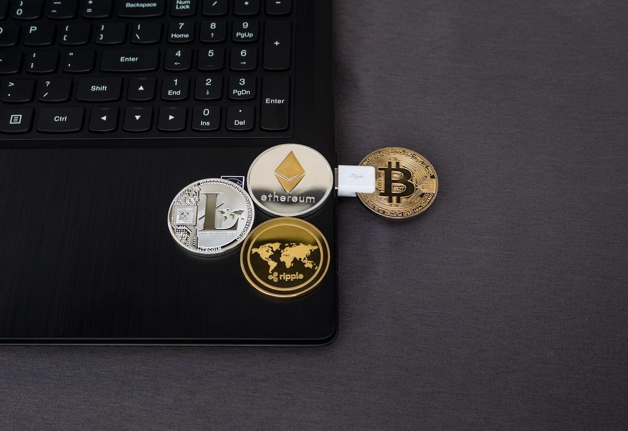 Negocios, computadora, seguridad, moneda, finanzas, bitcoin, dinero, digital, financiero, tecnología, moneda, cripto, blockchain, criptografía, oro, minería, virtual, bit-coin, btc, cifrado, efectivo, conceptual, billetera, dorado, criptomoneda, ethereum, litecoin, ondulación, divisas, computadora, negocio gris, dinero gris, computadora gris, tecnología gris, computadora gris, finanzas grises, digital gris, seguridad gris, empresa gris, cripto, cripto, cripto, cripto, cripto, criptomoneda